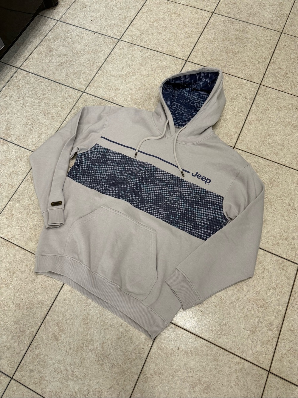 Jeep Men’s Cream Hoodie with Navy Digital Camo Panel